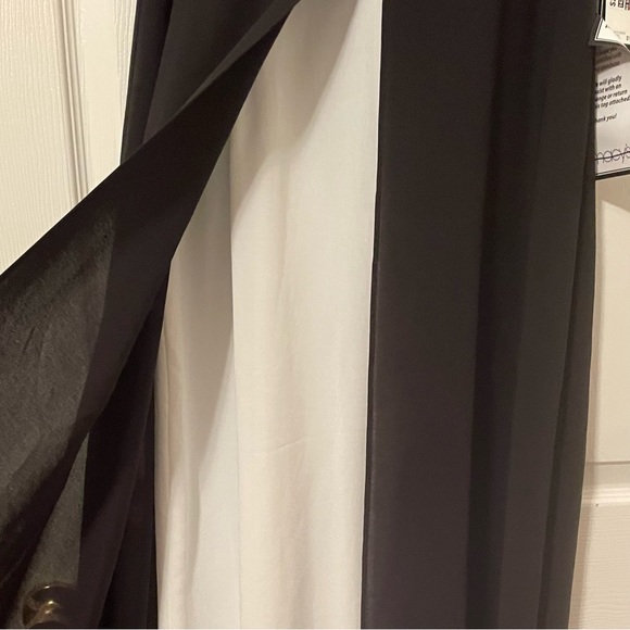 Adrianna Papell JUMPSUIT
SKIRT OVERLAY Gown Dress size 4 or 6 or 8 or 10 or 12 - Picture 11 of 16